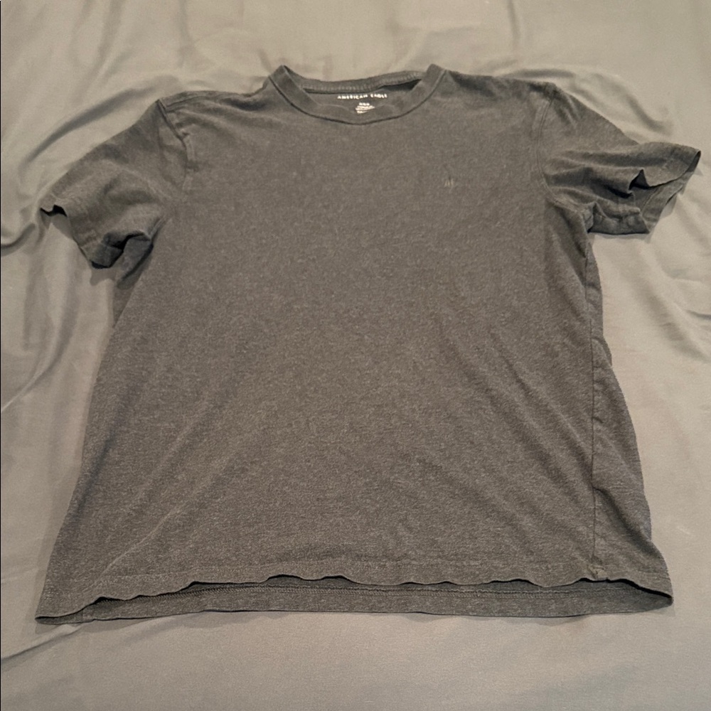 American Eagle Outfitters Charcoal Short Sleeve Tee